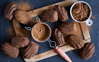 Wooden board cookies cocoa powder - a wooden board free wallpaper