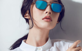 Woman sunglasses white shirt pose - chen lin free wallpaper for desktop