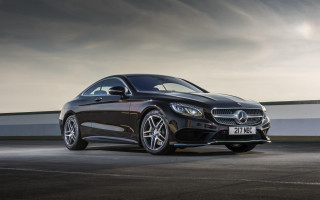 Black mercedes coupe cloudy sky - photorealism free wallpaper for desktop