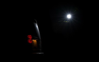 Car taillight streetlight backlighting light - a street light free wallpaper