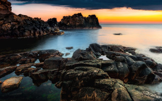 Rocky shore sunset bob thompson - a rocky shore free wallpaper