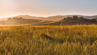 Field hill house sky mountain - a hill in the distance free wallpaper