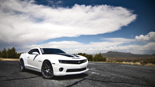 White sports car cloudy sky 4 - a white sports car free wallpaper for desktop