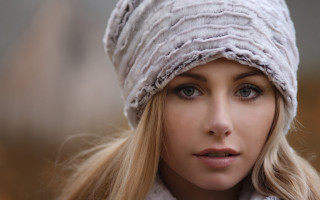 Blonde hair fur hat portrait - her head and a scarf free wallpaper