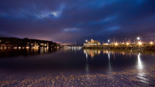 City skyline night reflections cloudy - rich moody colour free wallpaper