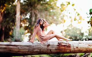 Woman forest sitting nature christmas - in a forest free wallpaper for desktop