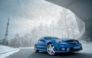 Blue mercedes snowy road bridge - digital free wallpaper for desktop