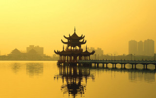 Pagoda lake city skyline bridge - a pagoda free wallpaper