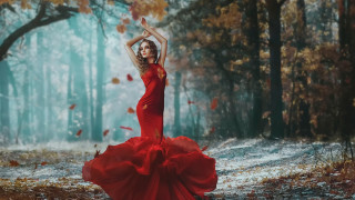 Red dress dancing woods autumn - free hearts wallpaper