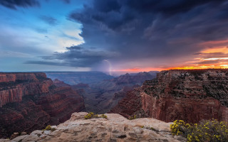 Canyon storm lightning matte dramatic - dramatic lightning free wallpaper