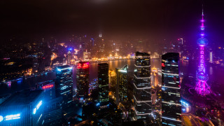 City night lights river bridge - a bridge in the middle free wallpaper for desktop