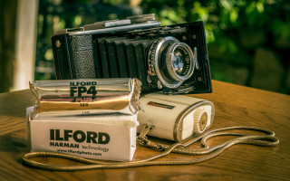 Camera cigarettes chain stilllife lomography - lomography free wallpaper