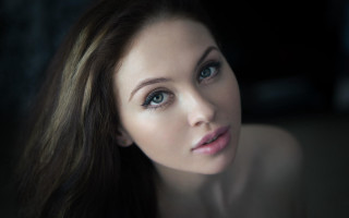 Elina karimova long hair blue 2 - eye free wallpaper for desktop