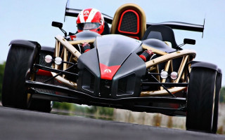 Large front wheel car movement - adam szentpétery free wallpaper