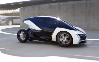 Futuristic car street bridge light - a futuristic car free wallpaper for desktop