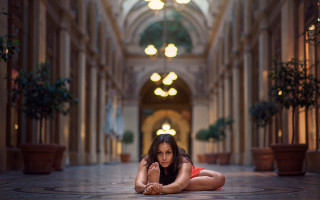 Woman red dress floor building - andrea orcagna free wallpaper