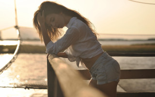 Woman beach driftwood sunset denim - fashion photography free wallpaper