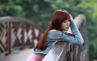 Woman bench portrait cosplay outdoors - chen jiru free wallpaper for desktop