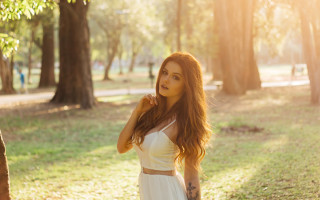 Red haired woman park white - natural free wallpaper