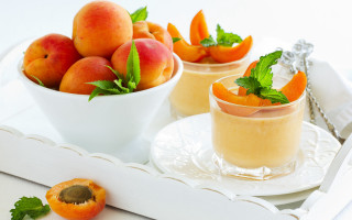 Plate bowl peaches spoon ice - eve disher free wallpaper