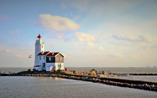Lighthouse pier flag DeStijl panorama - colijn de coter free wallpaper