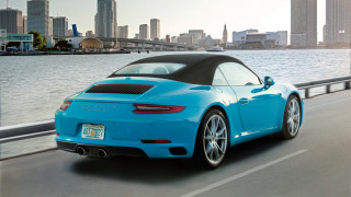 Blue sports car river bridge - gradient light blue free wallpaper