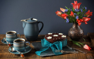 Table cake coffee flower blue - a blue cloth free wallpaper for desktop