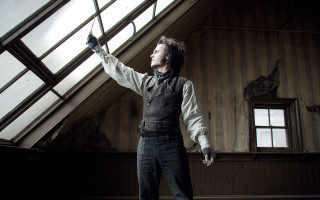 Man white shirt black pants 8 - free halloween wallpaper