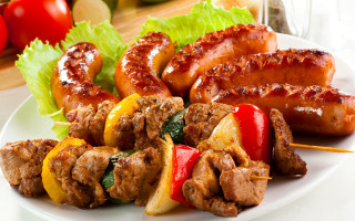 Skewers meat vegetables water table - a glass of water free wallpaper for desktop