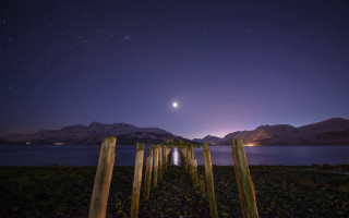 Night mountains lake moon stars - a moon in the sky free wallpaper