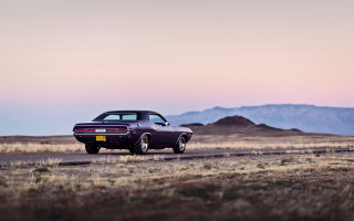 Desert mountains car sunset tilt - free cars wallpaper