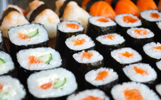 Sushi rolls carrots cucumbers depth - sakimichan free wallpaper