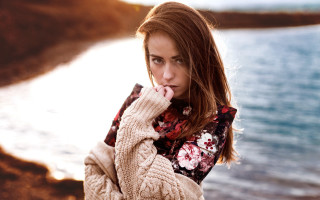 Woman water serious portrait beach - eszter mattioni free wallpaper for desktop