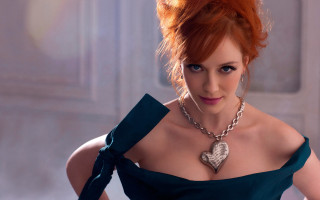 Redhair greendress heartnecklace rococo portrait - red hair free wallpaper