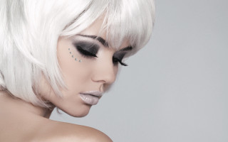 White hair gothic portrait black - a black eyeliner free wallpaper