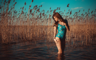 Woman water tattoo dress ocean - a tattoo free wallpaper for desktop