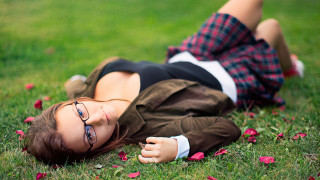 Woman frisbee flower cosplay nature - her hand and a flower free wallpaper
