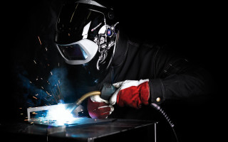 Welder black suit welding metal - arbeitsrat für kunst free wallpaper for desktop
