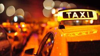 Taxi night lights bokeh fire - david begbie free wallpaper