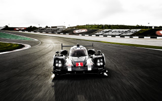 Racecar motionblur digital racetrack skyline - a race car free wallpaper