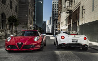 Alfa coupes city street sunny - a city street next free wallpaper