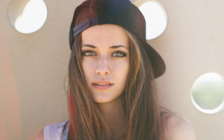 Woman hat longhair serious moonlight - perfect face free wallpaper for desktop