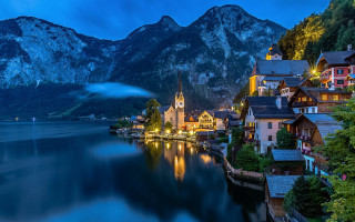 Lake town mountains night cityscape - a town free wallpaper for desktop