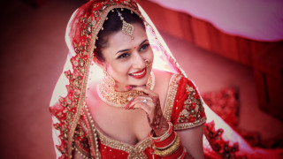 Bridal woman red gold portrait - bridal free wallpaper