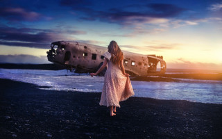 Girl beach old plane sunset - sunrise free wallpaper for desktop