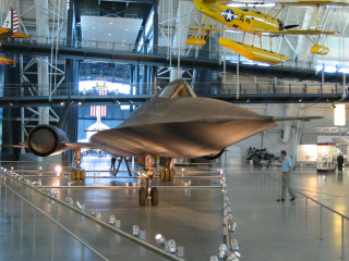 Airplane ceiling building people man - a large airplane free wallpaper for desktop