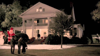 Couple people house night santa - scene free wallpaper