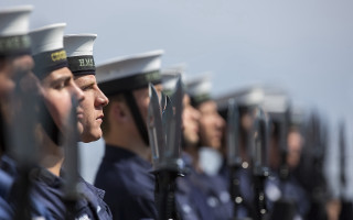 Men uniforms swords blurred depthfield - colin hayes free wallpaper