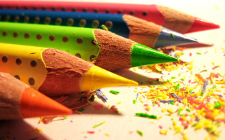 Colored pencils crayons child drawing - crayon art free wallpaper