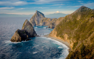Mountain lake rocks trees dock - a few rock free wallpaper for desktop